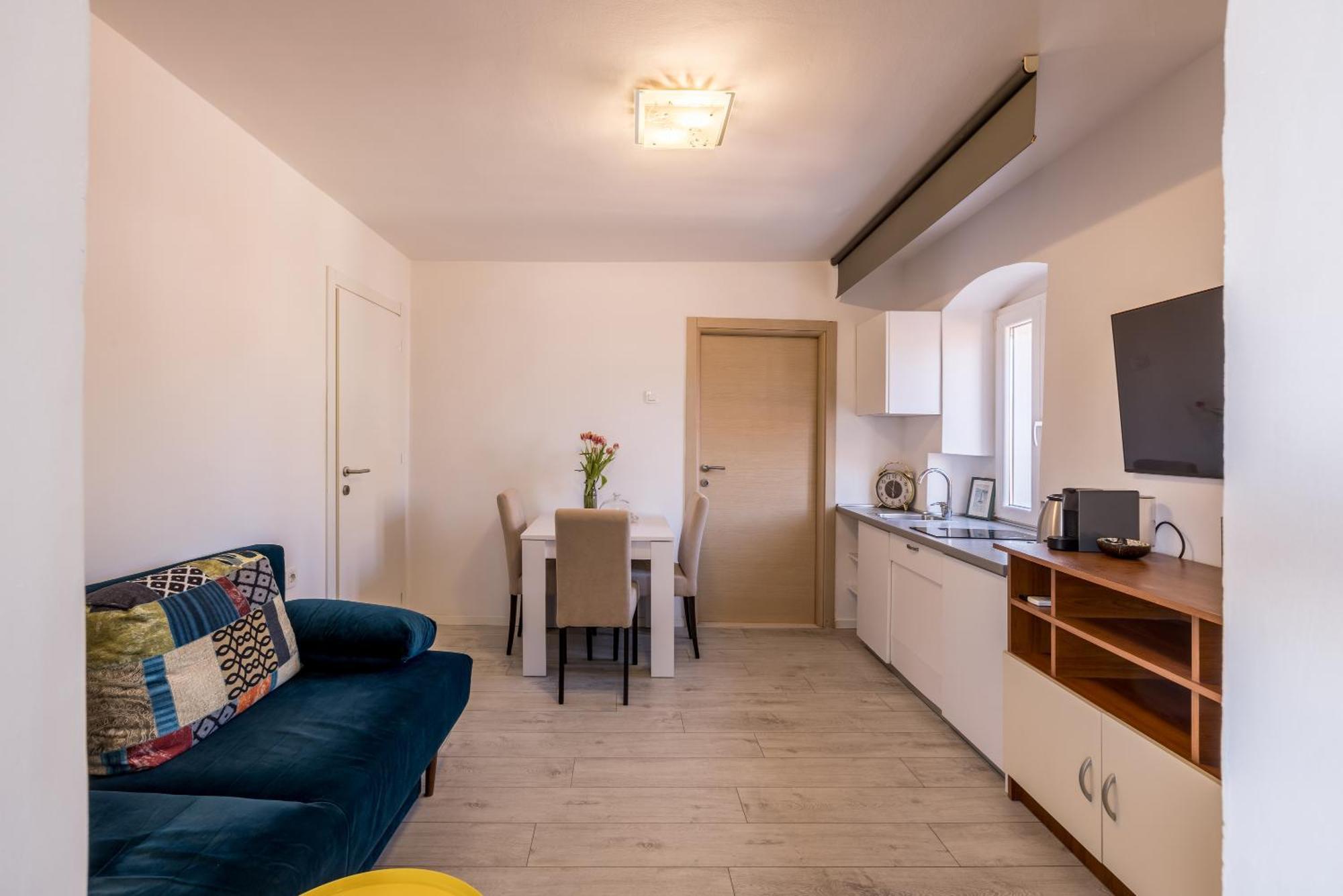 Split Central City Apartment ภายนอก รูปภาพ