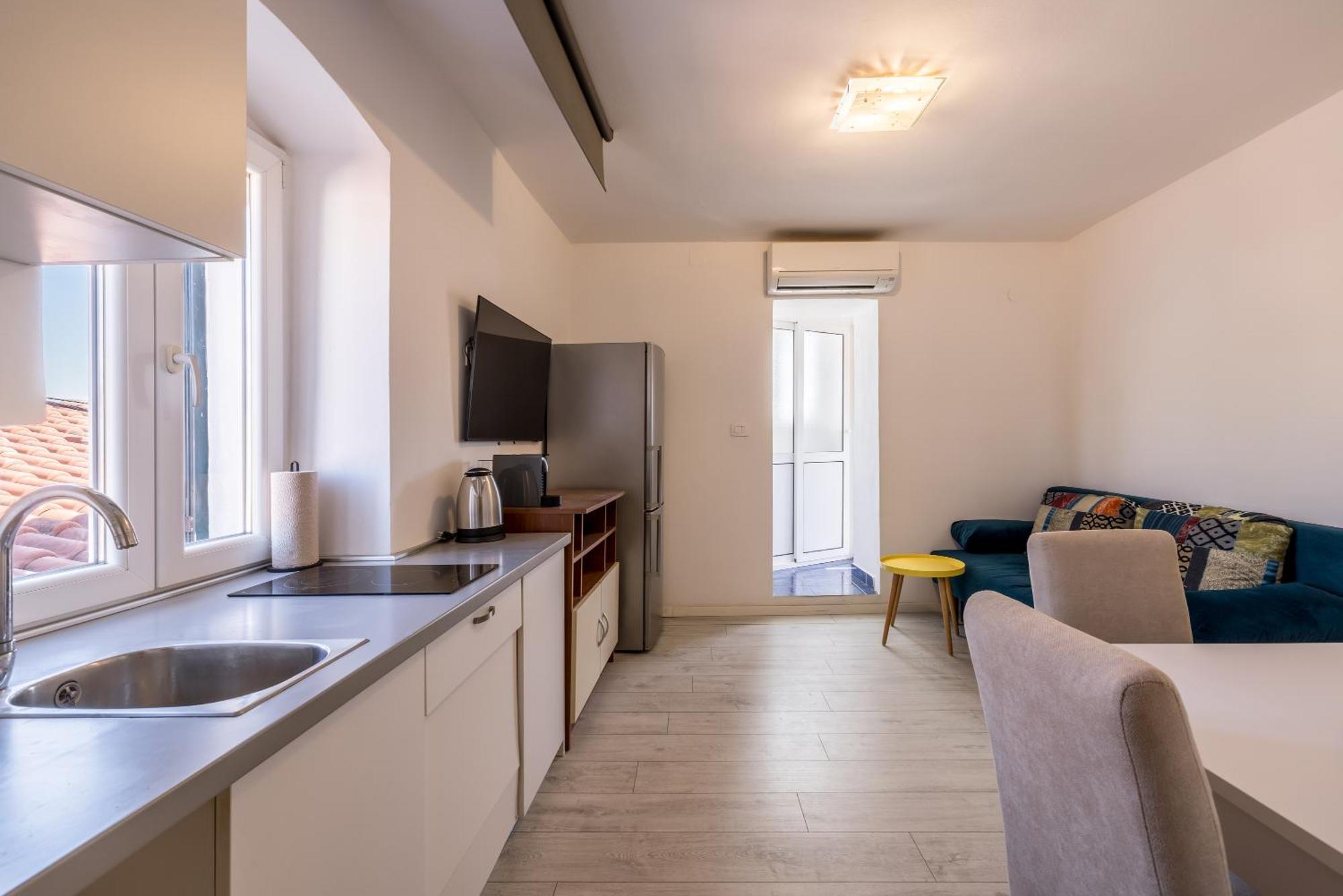 Split Central City Apartment ภายนอก รูปภาพ